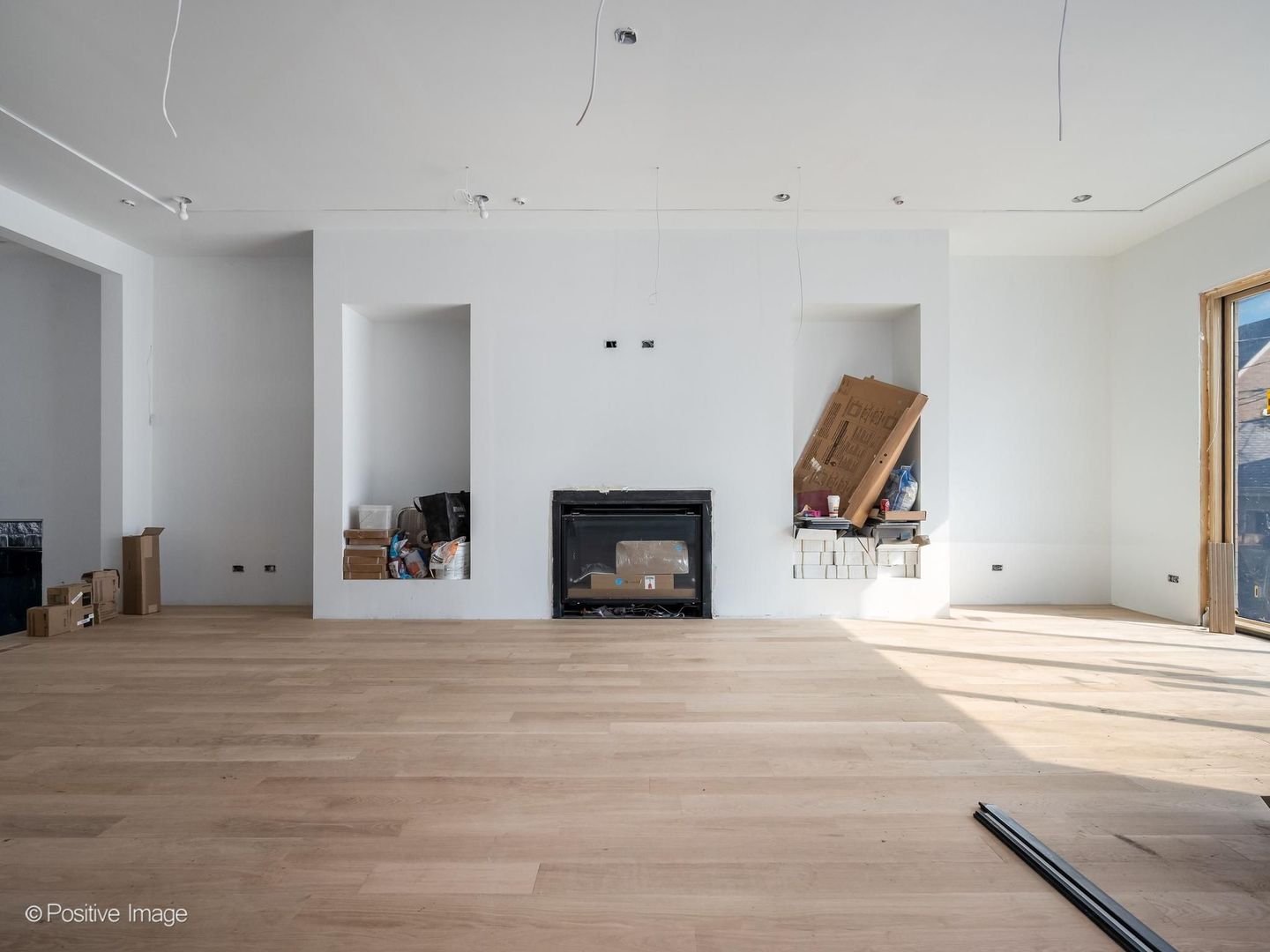 3923 N Janssen Avenue 1E