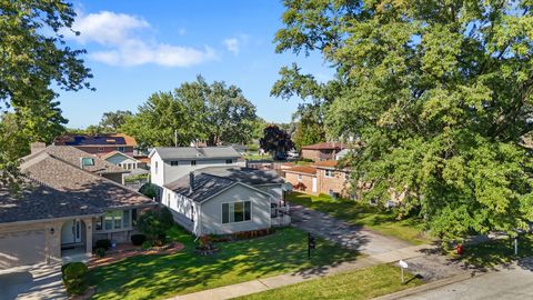 A home in Oak Lawn