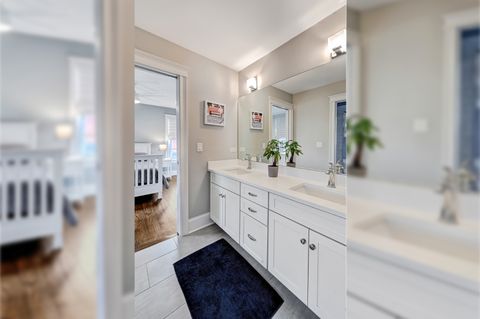 Tiny photo for 5136 GRAND Avenue, Western Springs, IL 60558 (MLS # 12550857)