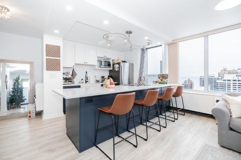 Tiny photo for 70 W Burton Place #2905F, Chicago, IL 60610 (MLS # 12560114)