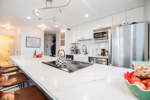 Tiny photo for 70 W Burton Place #2905F, Chicago, IL 60610 (MLS # 12560114)