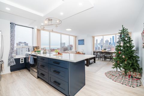 Tiny photo for 70 W Burton Place #2905F, Chicago, IL 60610 (MLS # 12560114)