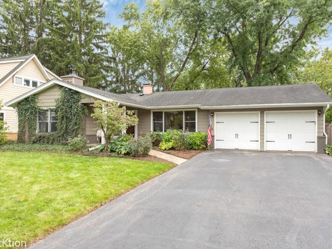 Tiny photo for 6630 Blackstone Drive, Downers Grove, IL 60516 (MLS # 12763506)