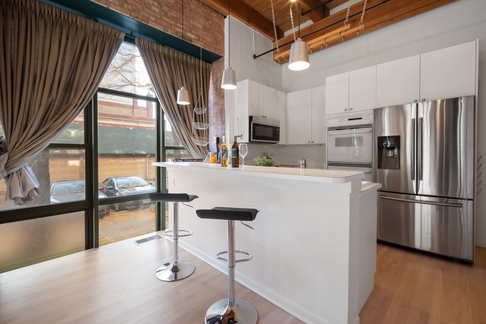 701 W Jackson Boulevard 108