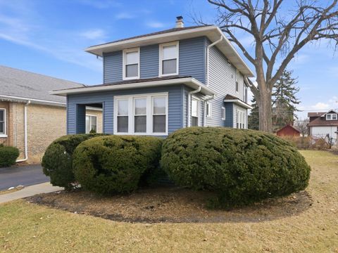 Tiny photo for 1627 S 14th Avenue, Maywood, IL 60153 (MLS # 12571422)