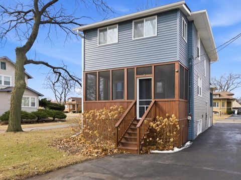 Tiny photo for 1627 S 14th Avenue, Maywood, IL 60153 (MLS # 12571422)