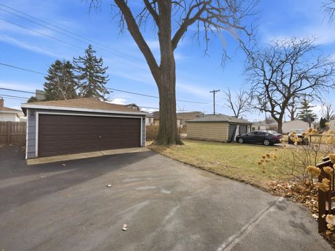 Tiny photo for 1627 S 14th Avenue, Maywood, IL 60153 (MLS # 12571422)