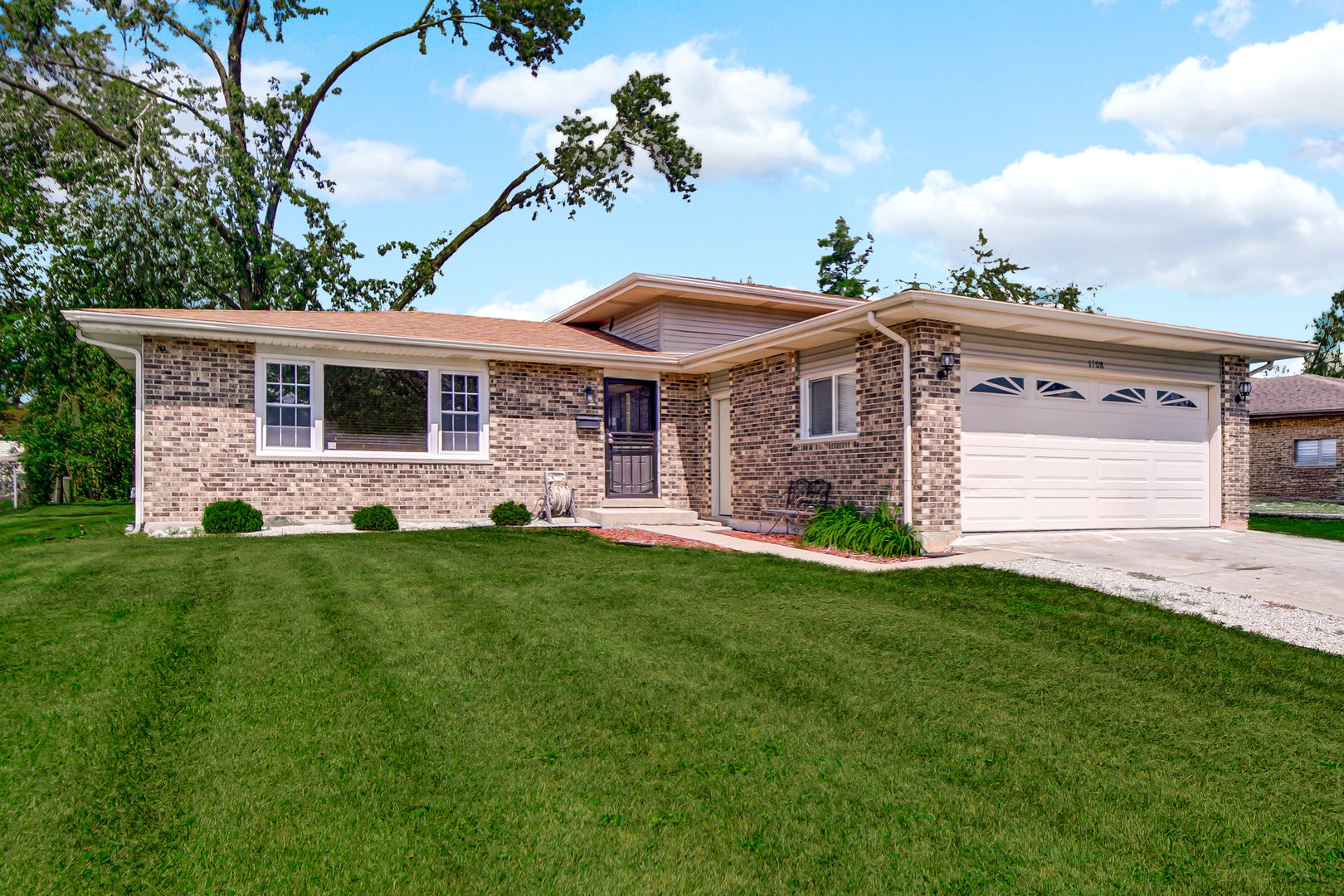 1108 Amherst Lane