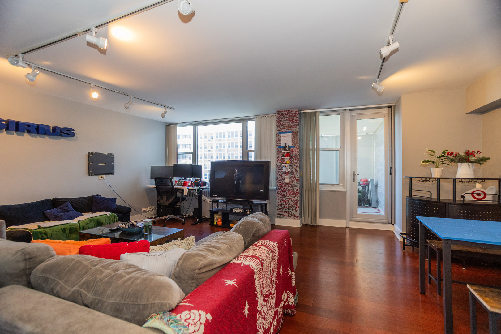 4250 N Marine Drive 2627