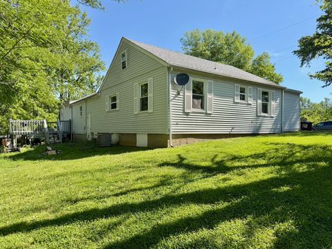 Tiny photo for 7 Lost Ranch Road, Murphysboro, IL 62966 (MLS # 12635662)