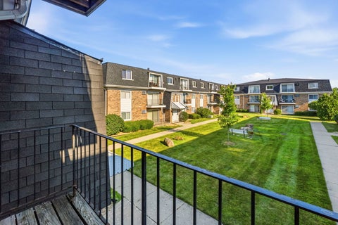 Tiny photo for 10304 Ridgeland Avenue #207, Chicago Ridge, IL 60415 (MLS # 12704967)