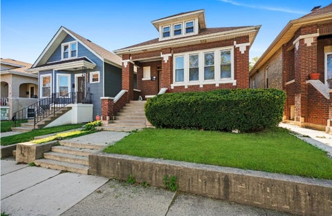 Tiny photo for 1532 Lombard Avenue, Berwyn, IL 60402 (MLS # 12766627)