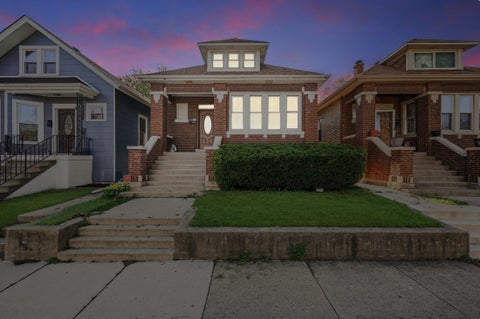 Tiny photo for 1532 Lombard Avenue, Berwyn, IL 60402 (MLS # 12766627)