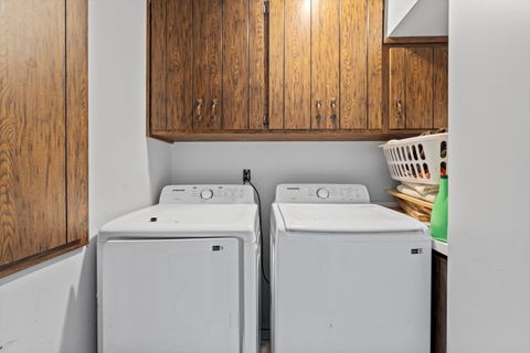 Tiny photo for 15285 State Street, South Holland, IL 60473 (MLS # 12460754)