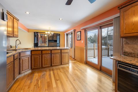 Tiny photo for 10033 S 87th Avenue, Palos Hills, IL 60465 (MLS # 12576194)