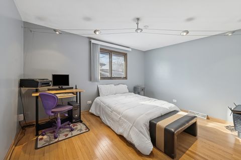 Tiny photo for 10033 S 87th Avenue, Palos Hills, IL 60465 (MLS # 12576194)