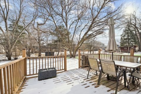 Tiny photo for 10033 S 87th Avenue, Palos Hills, IL 60465 (MLS # 12576194)