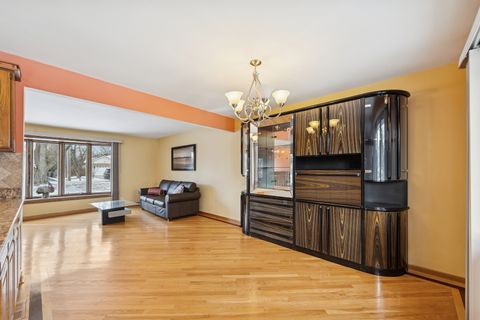 Tiny photo for 10033 S 87th Avenue, Palos Hills, IL 60465 (MLS # 12576194)