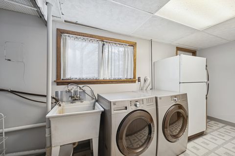 Tiny photo for 10033 S 87th Avenue, Palos Hills, IL 60465 (MLS # 12576194)