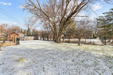 Tiny photo for 10033 S 87th Avenue, Palos Hills, IL 60465 (MLS # 12576194)