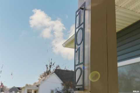 Tiny photo for 1012 N LOGAN Street, Marion, IL 62959 (MLS # QC4269711)