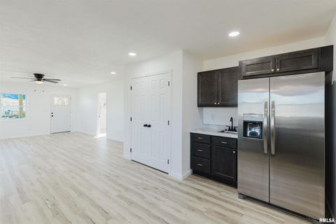 Tiny photo for 1012 N LOGAN Street, Marion, IL 62959 (MLS # QC4269711)