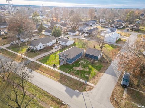 Tiny photo for 1012 N LOGAN Street, Marion, IL 62959 (MLS # QC4269711)