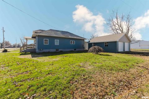 Tiny photo for 1012 N LOGAN Street, Marion, IL 62959 (MLS # QC4269711)