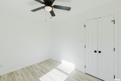 Tiny photo for 1012 N LOGAN Street, Marion, IL 62959 (MLS # QC4269711)