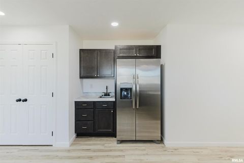 Tiny photo for 1012 N LOGAN Street, Marion, IL 62959 (MLS # QC4269711)