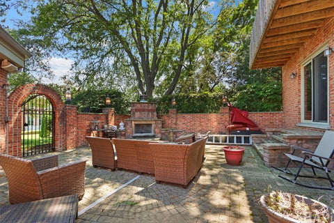 Tiny photo for 35 Revere Drive, South Barrington, IL 60010 (MLS # 12760502)