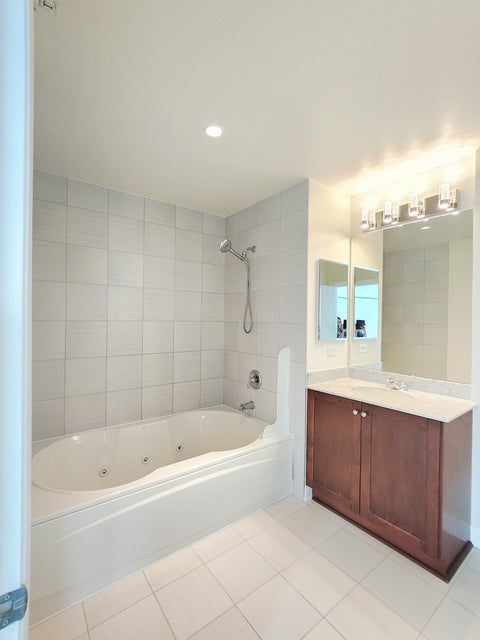 Tiny photo for 1201 S Prairie Avenue #3106, Chicago, IL 60605 (MLS # 12672310)