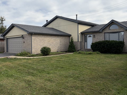 Photo of 4653 146th Street, Midlothian, IL 60445 (MLS # 12776304)