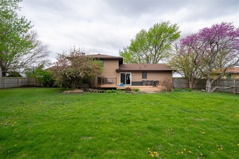 Tiny photo for 1102 Countryside Lane, Pontiac, IL 61764 (MLS # 12591651)