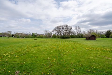 Tiny photo for 1102 Countryside Lane, Pontiac, IL 61764 (MLS # 12591651)