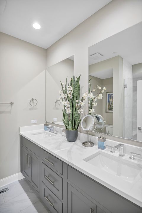 Tiny photo for 70 Prairie Court, Wheeling, IL 60090 (MLS # 12613576)