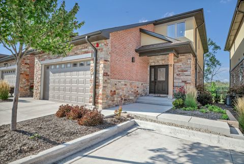 Photo of 70 Prairie Court, Wheeling, IL 60090 (MLS # 12613576)