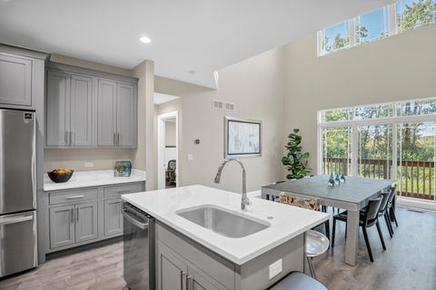 Tiny photo for 70 Prairie Court, Wheeling, IL 60090 (MLS # 12613576)