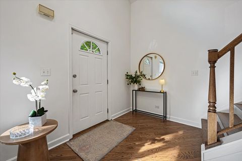 Tiny photo for 2729 N Wayne Avenue #A, Chicago, IL 60614 (MLS # 12508087)