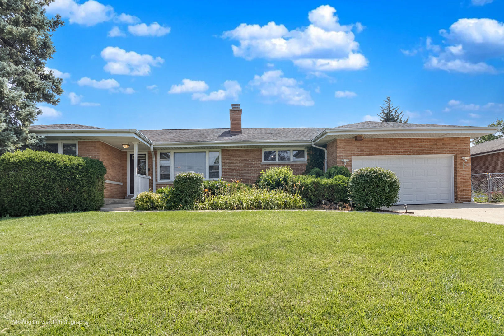 125 N Oak Leaf Drive