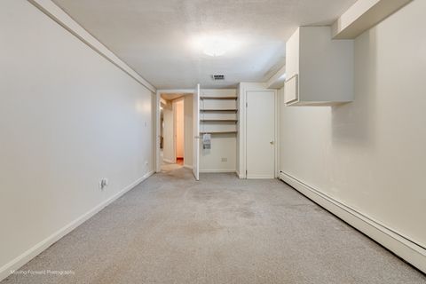 Tiny photo for 125 N Oak Leaf Drive, Addison, IL 60101 (MLS # 12454418)