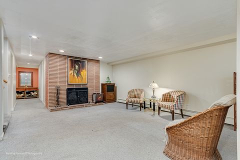 Tiny photo for 125 N Oak Leaf Drive, Addison, IL 60101 (MLS # 12454418)