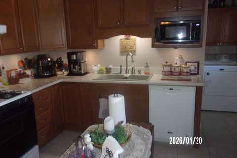 Tiny photo for 120 W Herron Court, Watseka, IL 60970 (MLS # 12551986)