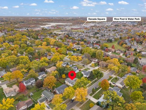 Tiny photo for 1100 Brentwood Lane, Wheaton, IL 60189 (MLS # 12509953)