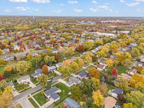 Tiny photo for 1100 Brentwood Lane, Wheaton, IL 60189 (MLS # 12509953)