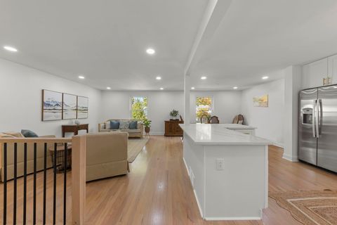 Tiny photo for 1100 Brentwood Lane, Wheaton, IL 60189 (MLS # 12509953)