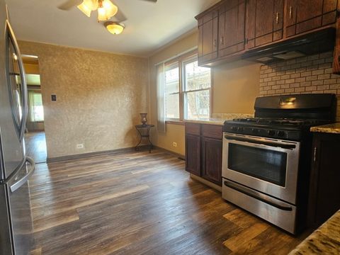 Tiny photo for 13305 S Avenue L, Chicago, IL 60633 (MLS # 12491744)