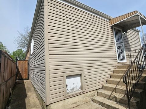 Tiny photo for 13305 S Avenue L, Chicago, IL 60633 (MLS # 12491744)