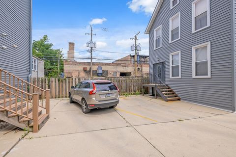 Tiny photo for 1939 N Sawyer Avenue #G, Chicago, IL 60647 (MLS # 12478106)