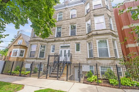 Tiny photo for 1939 N Sawyer Avenue #G, Chicago, IL 60647 (MLS # 12478106)